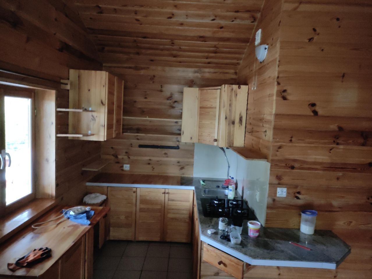 dom wolnostojący, 3 pokoje Ciche Robotno-Fitowo. Zdjęcie 4