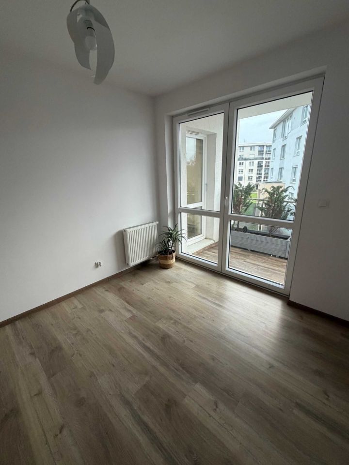 Mieszkanie 3-pokojowe Gorzów Wielkopolski Górczyn. Zdjęcie 3