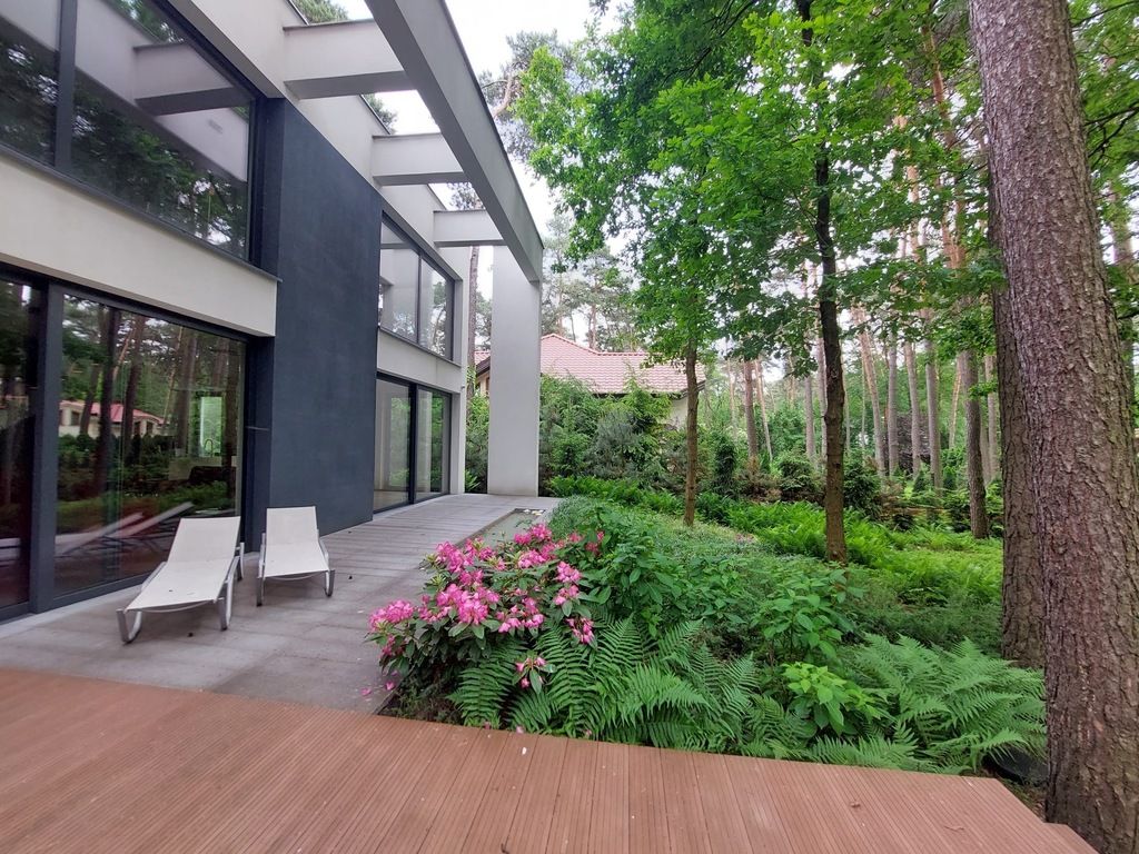 dom wolnostojący, 5 pokoi Magdalenka, ul. Paprociowa. Zdjęcie 33