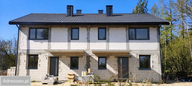 bliźniak, 4 pokoje Nowy Prażmów, ul. Główna. Zdjęcie 1