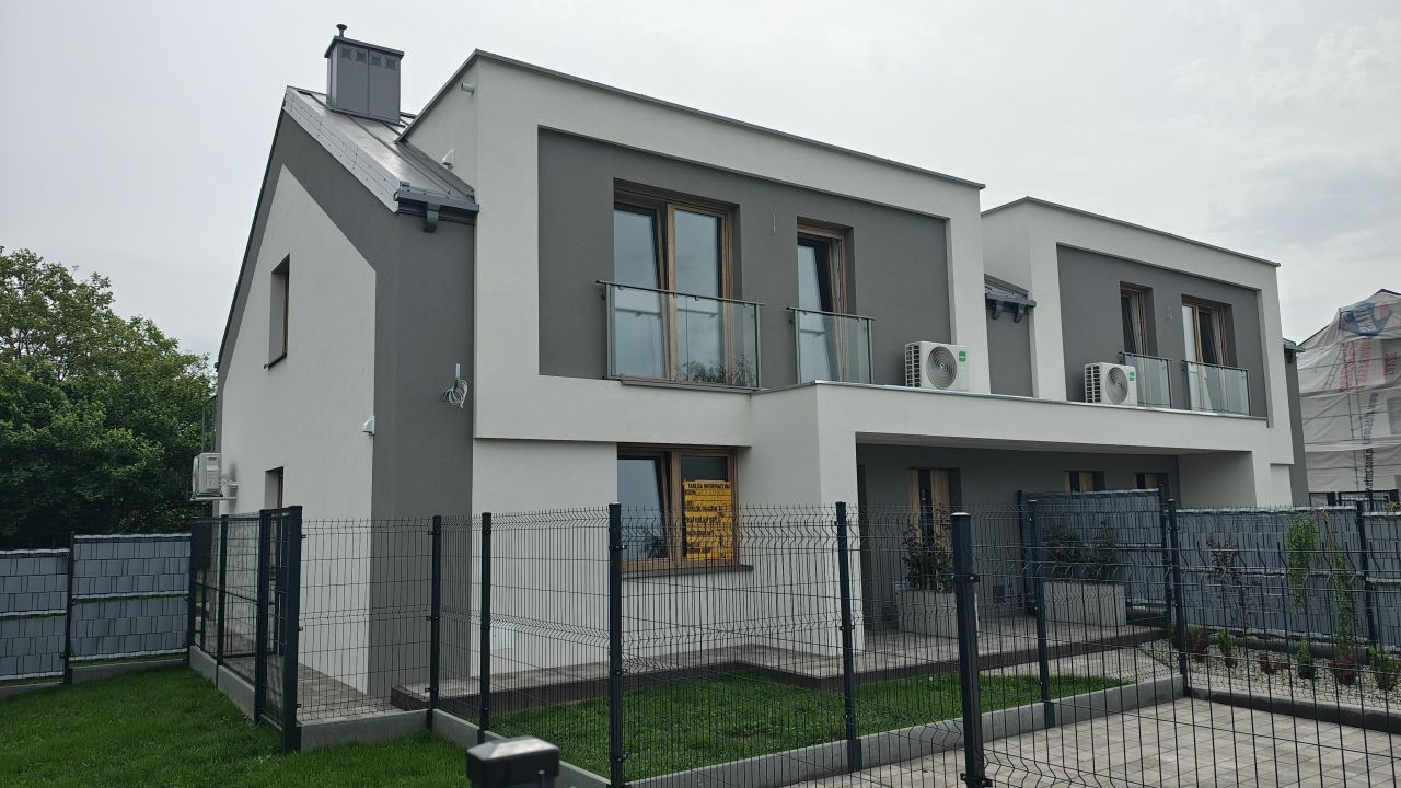 Mieszkanie 3-pokojowe Tarnów Gumniska, ul. Antoniego Gładysza. Zdjęcie 2