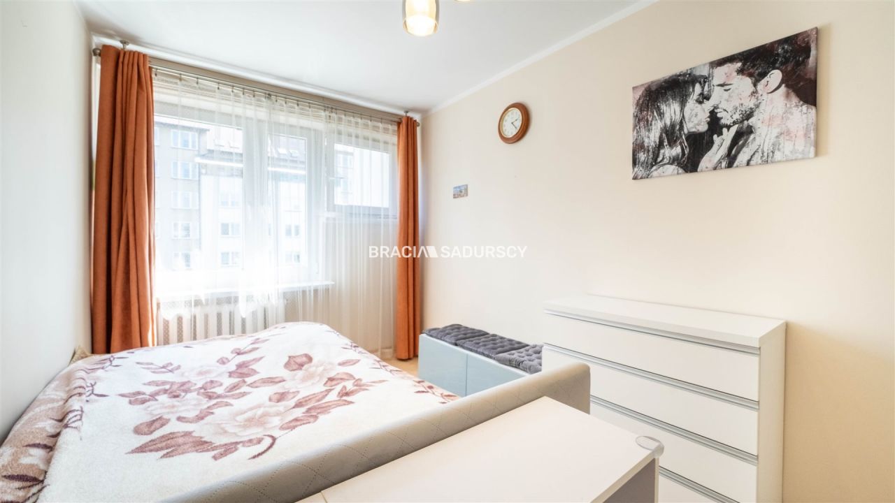 Mieszkanie 4-pokojowe Kraków Krowodrza, ul. Krowoderskich Zuchów. Zdjęcie 15