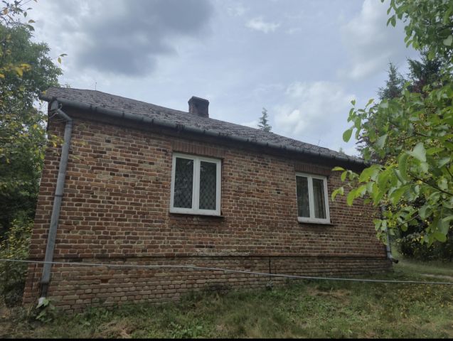 dom wolnostojący, 3 pokoje Bobrowe. Zdjęcie 1