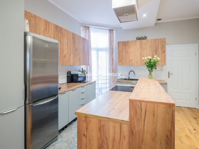 Mieszkanie 3-pokojowe Kraków Stare Miasto, ul. Józefa Szujskiego. Zdjęcie 23