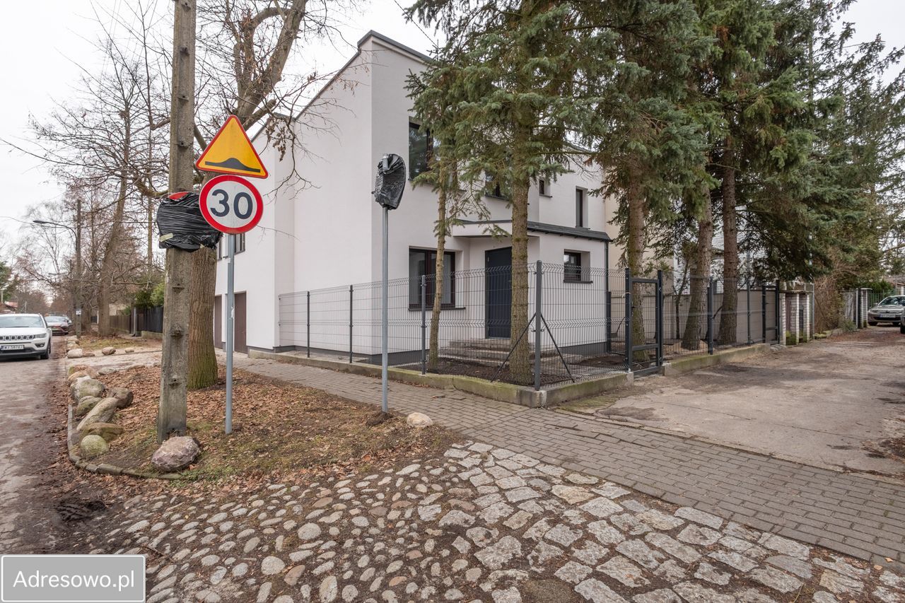 dom szeregowy, 8 pokoi Warszawa Miedzeszyn, ul. Żwanowiecka. Zdjęcie 17