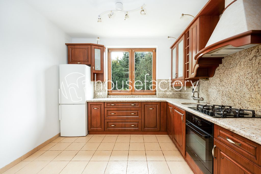 dom wolnostojący, 4 pokoje Janówka, ul. Poziomkowa. Zdjęcie 5