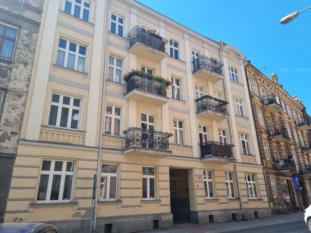 Mieszkanie 3-pokojowe Kalisz, ul. Kazimierza Pułaskiego. Zdjęcie 1