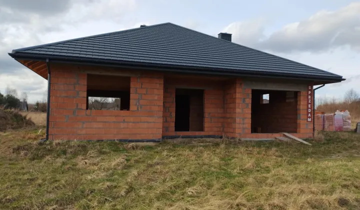 dom wolnostojący, 4 pokoje Mstów, Maciejkowa