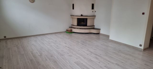 Mieszkanie 3-pokojowe Bydgoszcz Śródmieście. Zdjęcie 1