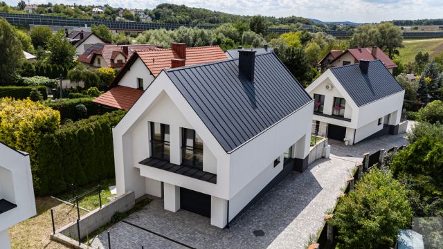 dom wolnostojący, 4 pokoje Bibice, ul. Parkowa. Zdjęcie 2