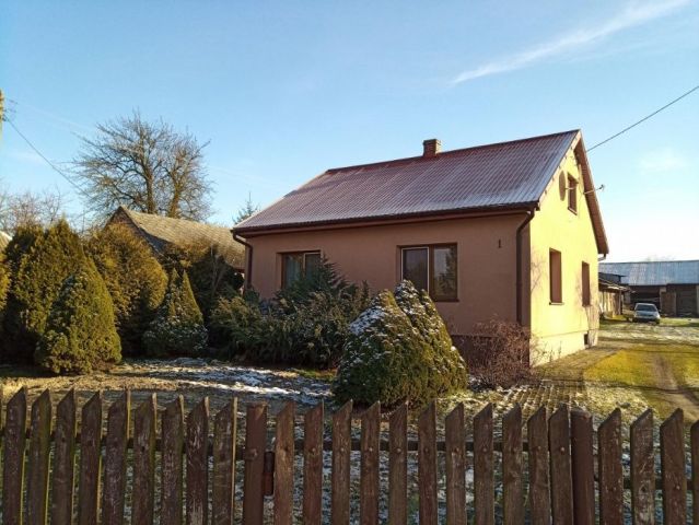 dom wolnostojący, 2 pokoje Ostrów Lubelski. Zdjęcie 1
