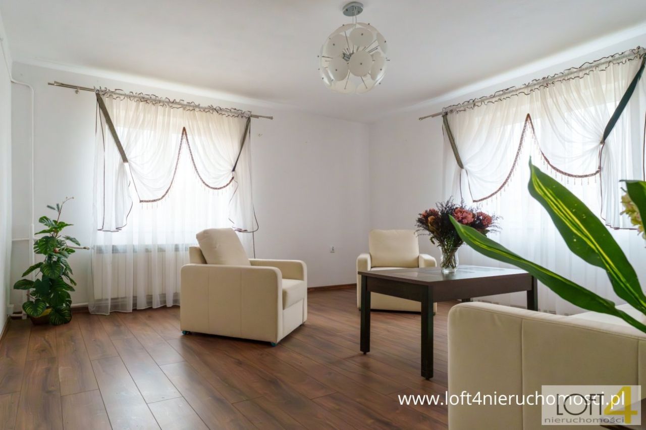 dom wolnostojący, 5 pokoi Sienna. Zdjęcie 2