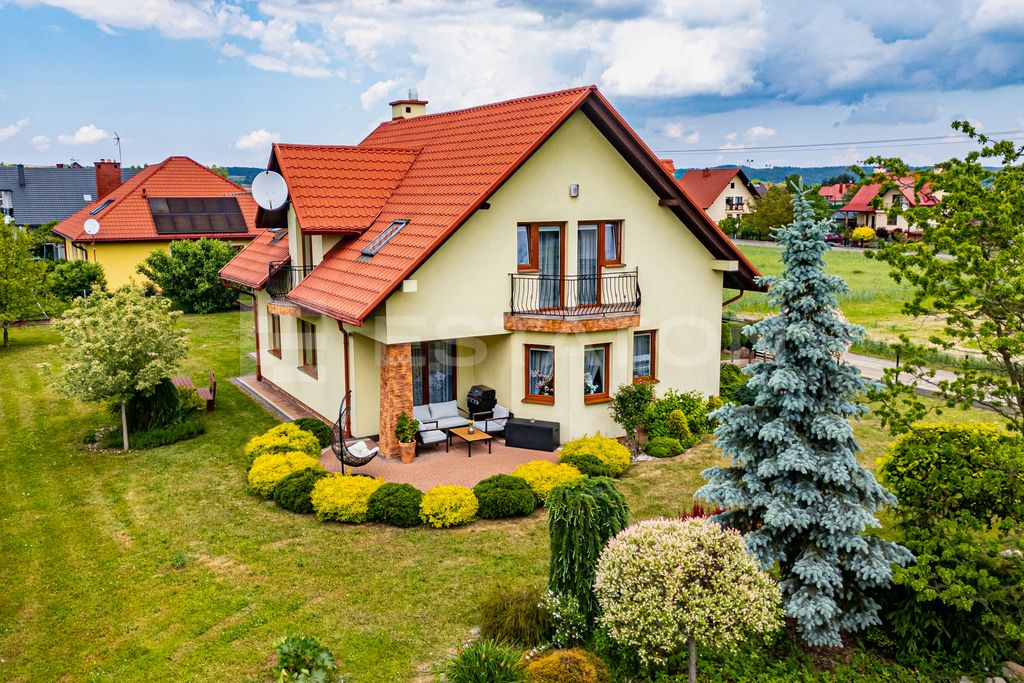 dom wolnostojący, 5 pokoi Dynów, ul. 1 Maja. Zdjęcie 1
