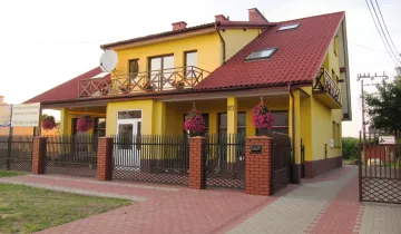 dom wolnostojący, 7 pokoi Ćmielów, ul. Sandomierska