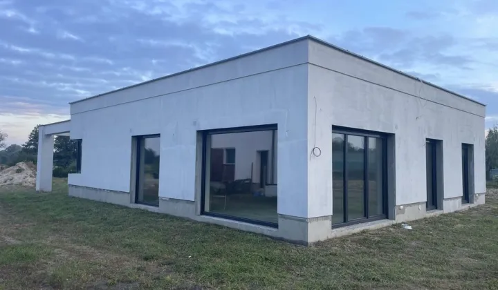 dom wolnostojący Szynych