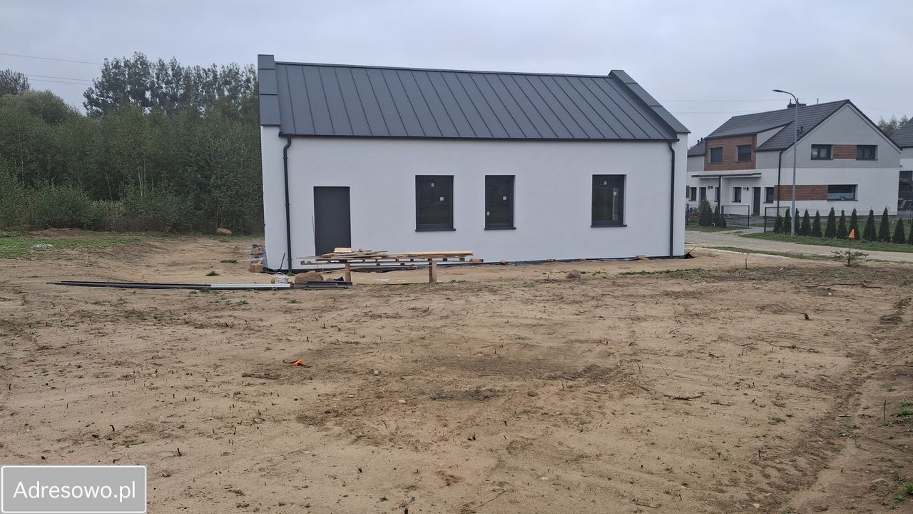 Lokal Skoki, ul. Malinowa. Zdjęcie 3