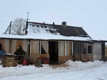 dom wolnostojący, 1 pokój Kurów, ul. Fabryczna. Zdjęcie 3