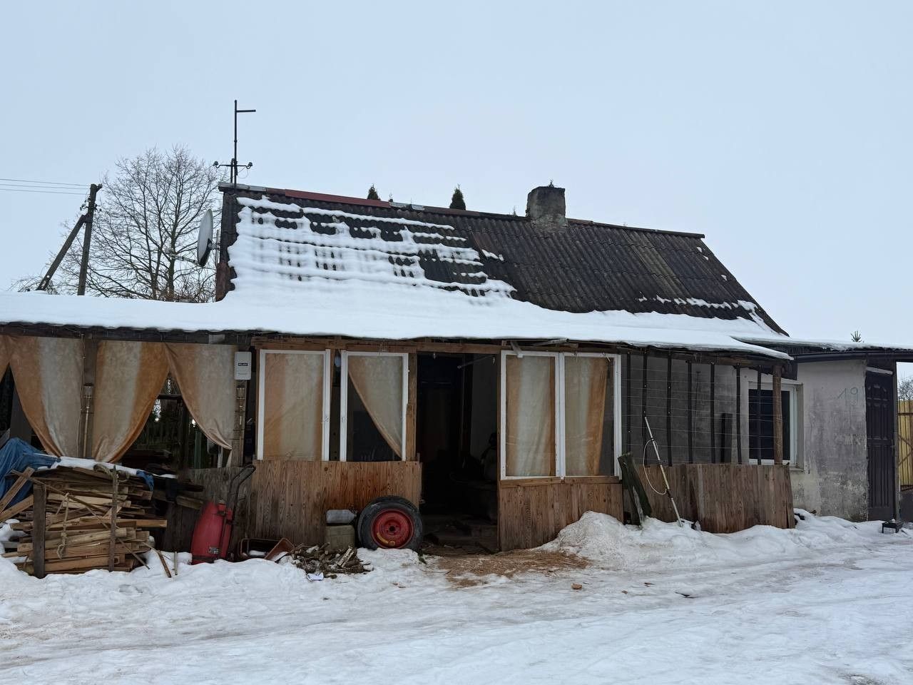 dom wolnostojący, 1 pokój Kurów, ul. Fabryczna. Zdjęcie 4