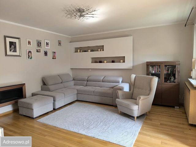 Mieszkanie 4-pokojowe Piaseczno, ul. Raszyńska. Zdjęcie 1