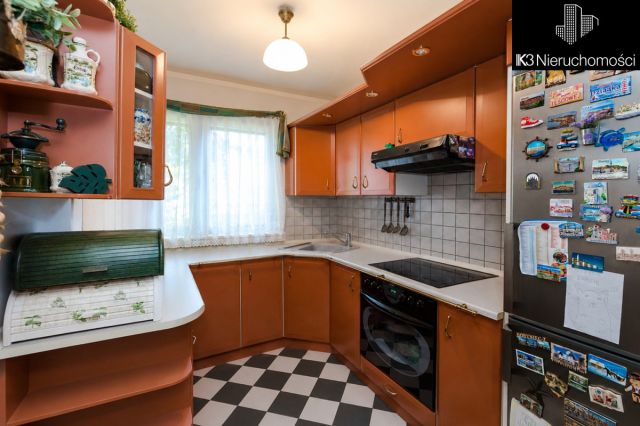 dom szeregowy, 5 pokoi Warszawa Ursus, ul. Barbary Radziwiłłówny. Zdjęcie 2
