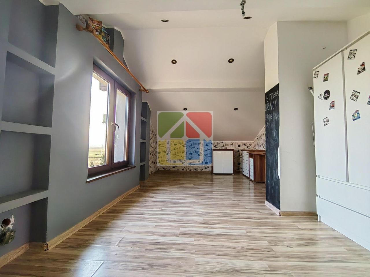 dom wolnostojący, 5 pokoi Stanisławów. Zdjęcie 14