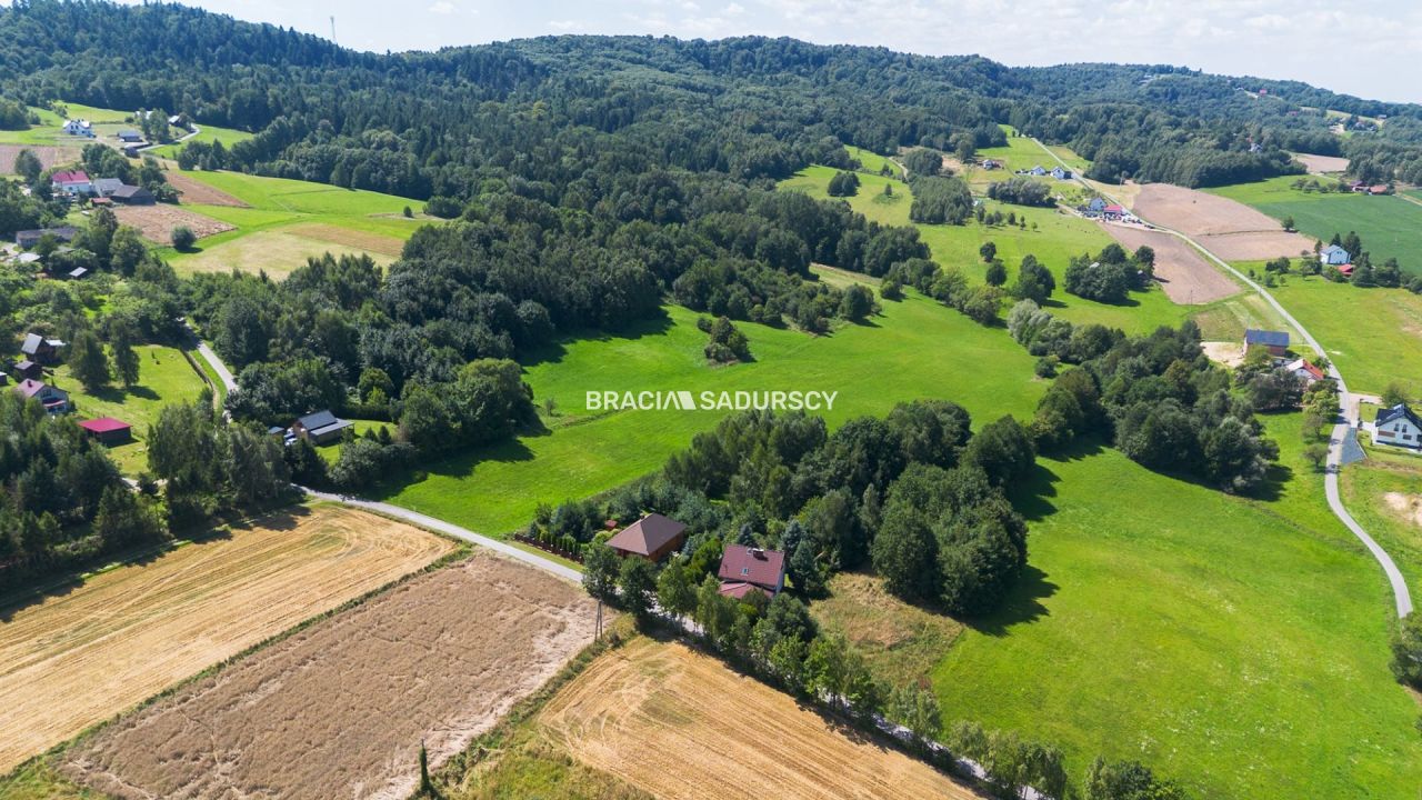 dom wolnostojący, 4 pokoje Brzeźnica. Zdjęcie 17