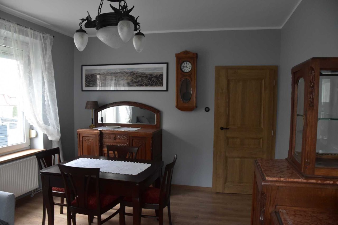 Mieszkanie 2-pokojowe Jelenia Góra Centrum, ul. Juliusza Słowackiego. Zdjęcie 1