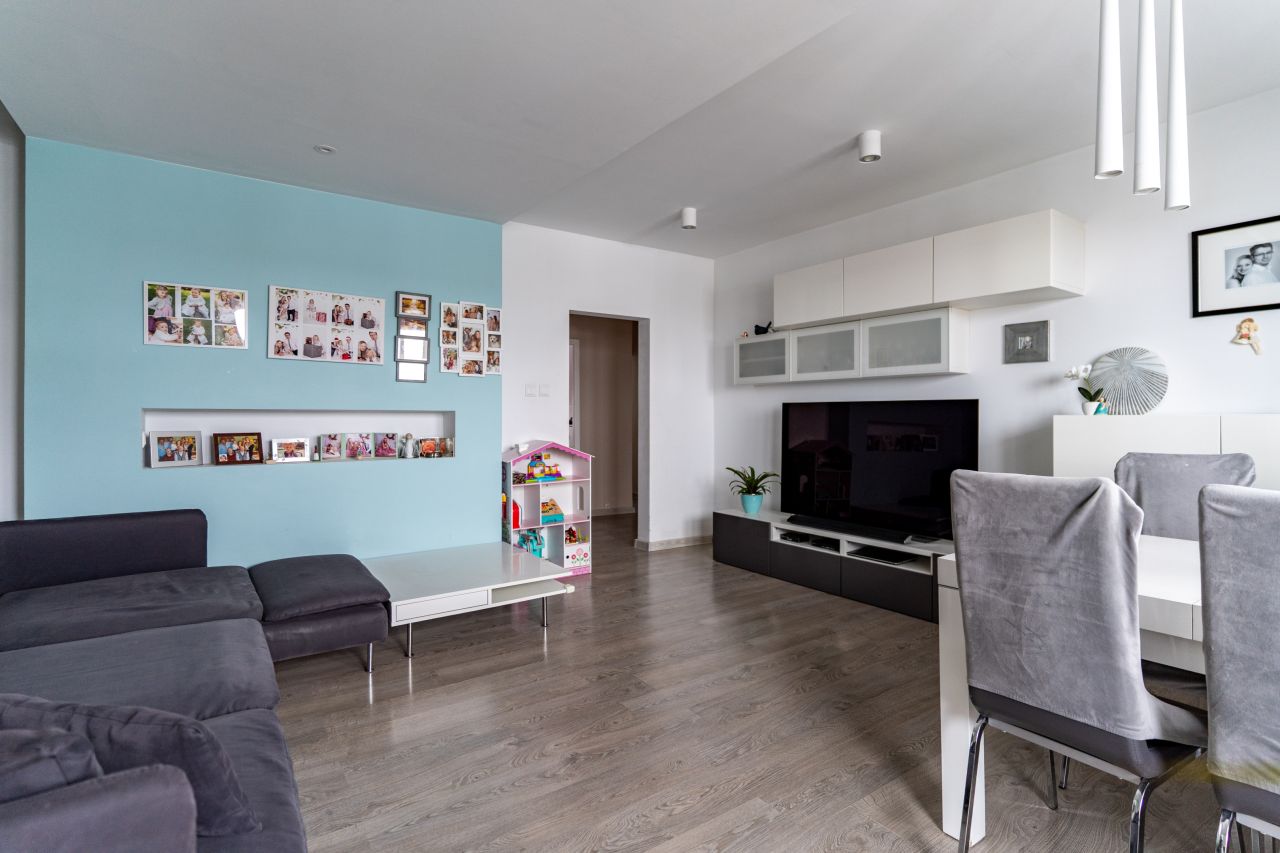 Mieszkanie 4-pokojowe Łódź Radogoszcz, Pstrągowa. Zdjęcie 3