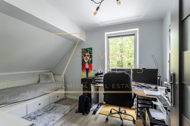 bliźniak, 6 pokoi Łazy. Zdjęcie 10