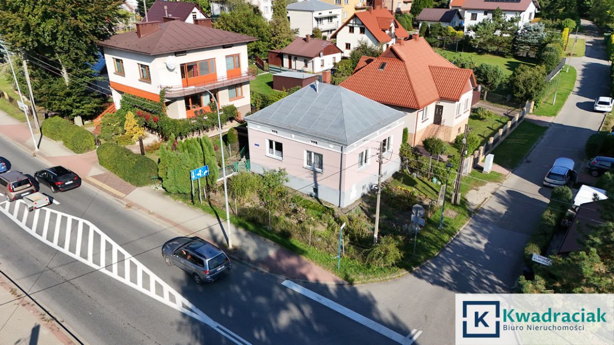 dom wolnostojący, 3 pokoje Krosno Zawodzie, ul. Niepodległości. Zdjęcie 2
