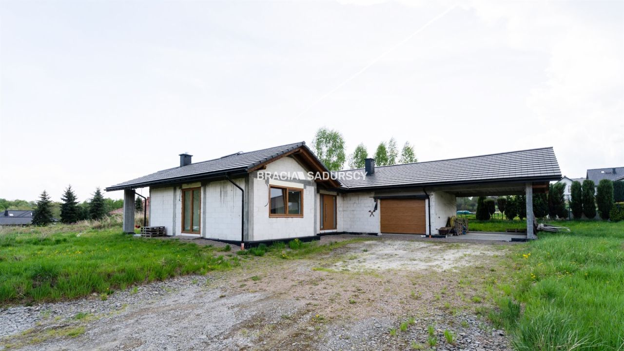 dom wolnostojący, 5 pokoi Tomice, ul. Czarny Las. Zdjęcie 23