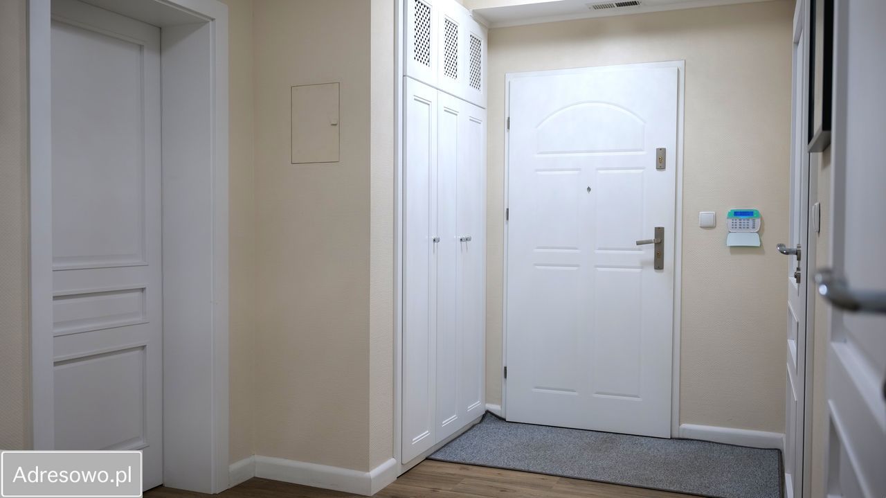 Mieszkanie 4-pokojowe Legnica Centrum, ul. Szkolna. Zdjęcie 19