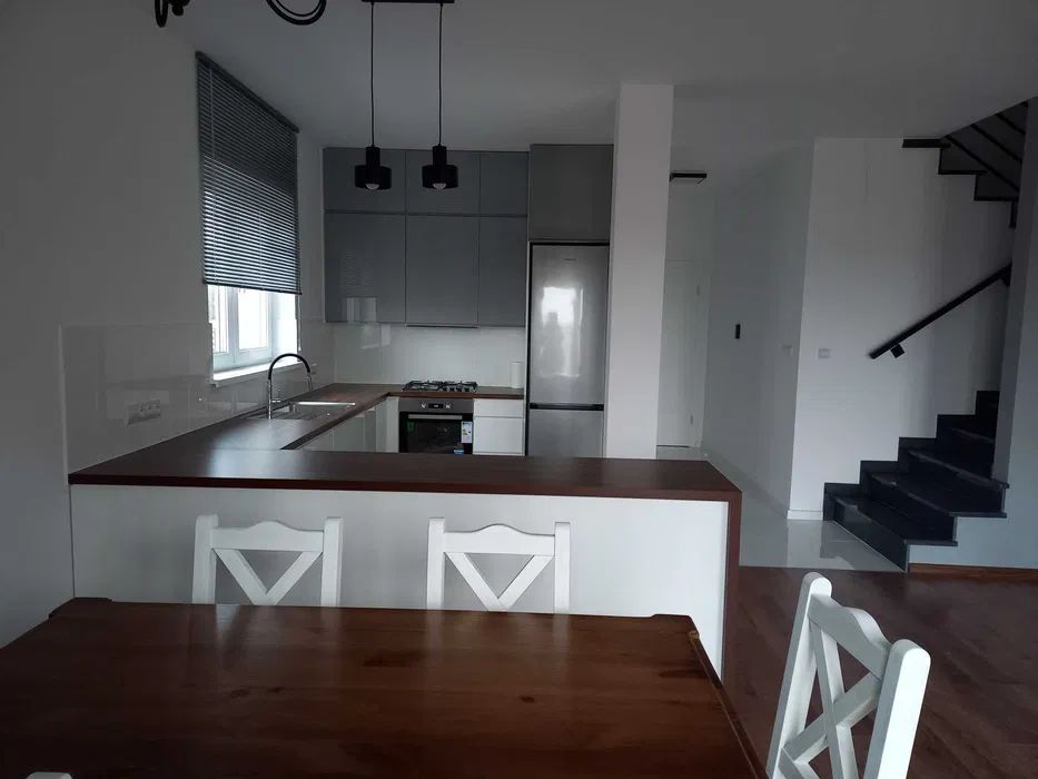 bliźniak, 5 pokoi Koło. Zdjęcie 8