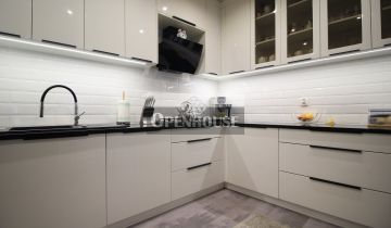 Mieszkanie 4-pokojowe Szlichtyngowa, ul. Rynek