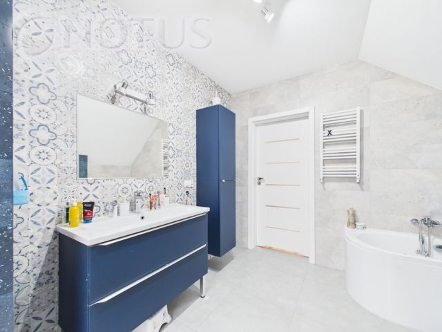 dom wolnostojący, 4 pokoje Wola. Zdjęcie 6