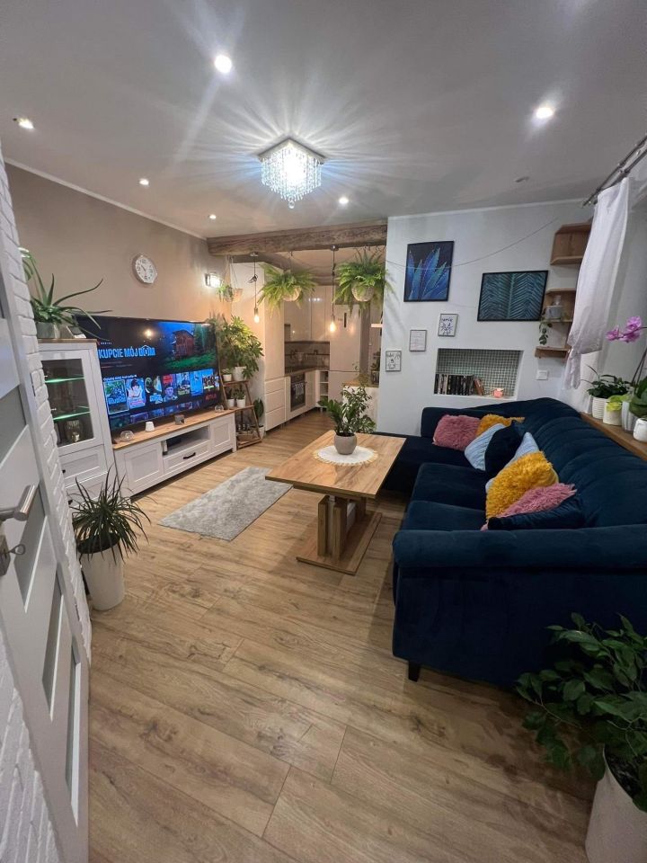 Mieszkanie 3-pokojowe Witoszów Dolny. Zdjęcie 1