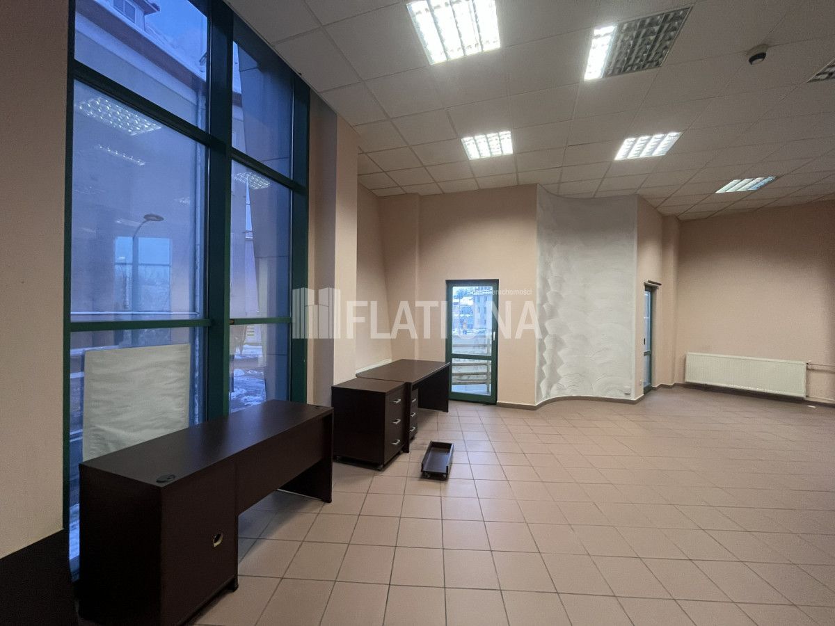 Lokal Olsztyn Śródmieście, ul. Feliksa Nowowiejskiego. Zdjęcie 12