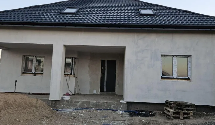 dom wolnostojący Białochowo