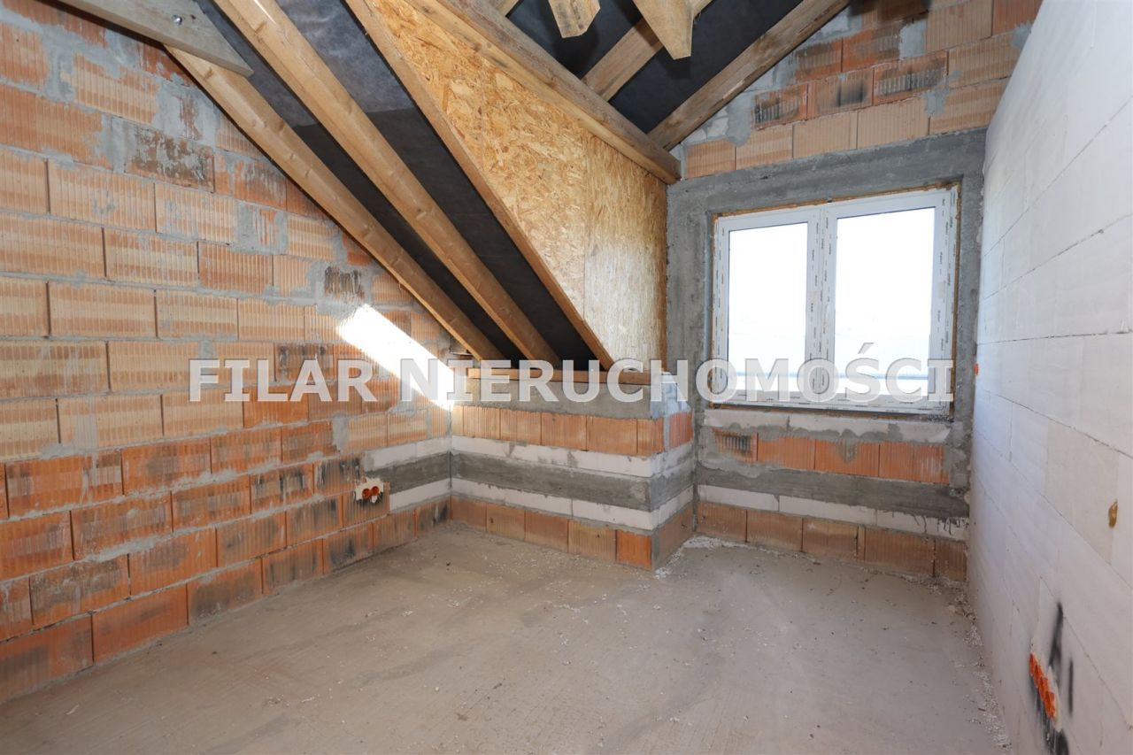 dom szeregowy, 5 pokoi Obora. Zdjęcie 11