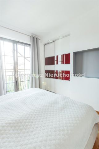 Mieszkanie 3-pokojowe Niemcz. Zdjęcie 16