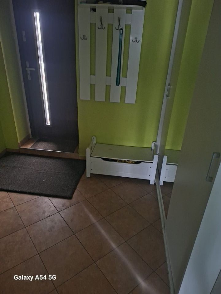 dom wolnostojący, 3 pokoje Orchów. Zdjęcie 2