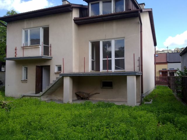 dom wolnostojący, 5 pokoi Radom Zamłynie, ul. Bytomska. Zdjęcie 1