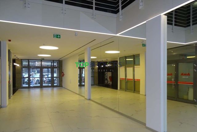 Lokal Warszawa Praga-Południe, pl. Przymierza. Zdjęcie 9