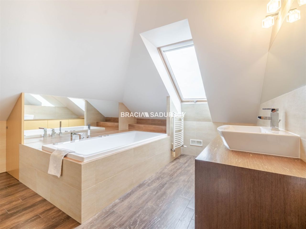 dom wolnostojący, 6 pokoi Sułków. Zdjęcie 20