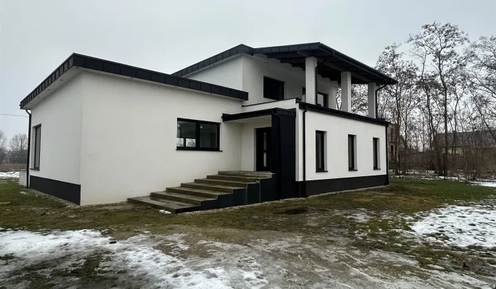 dom wolnostojący, 4 pokoje Piotrków Kujawski, ul. Topolowa