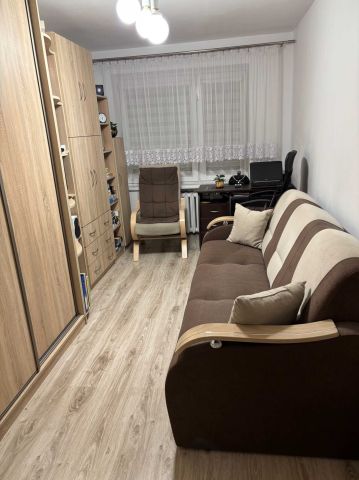 Mieszkanie 3-pokojowe Gołdap, ul. Krzywa. Zdjęcie 1