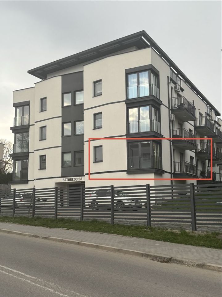 Mieszkanie 3-pokojowe Busko-Zdrój Centrum. Zdjęcie 2