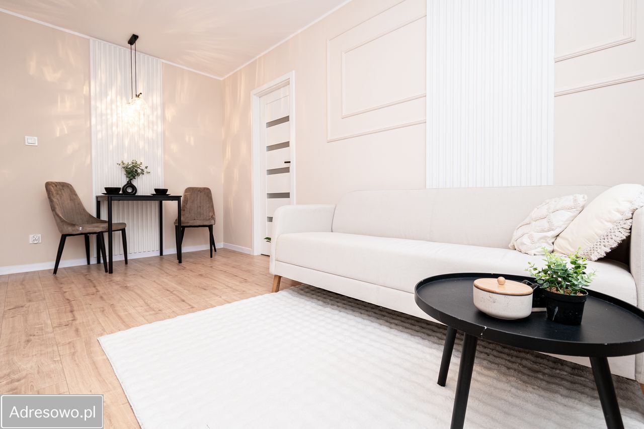 Mieszkanie 3-pokojowe Ostrów Wielkopolski, ul. Konopnickiej. Zdjęcie 1