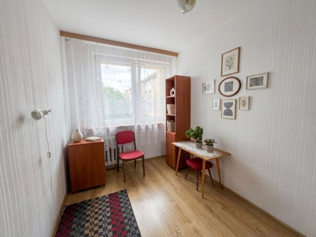 Mieszkanie 3-pokojowe Legnica, ul. Artyleryjska. Zdjęcie 5