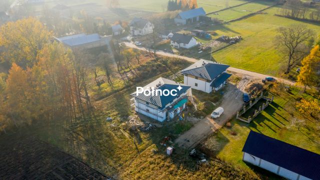 bliźniak, 5 pokoi Gajowniki. Zdjęcie 25